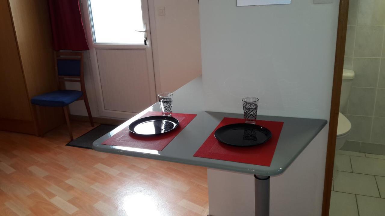 Appartamento Pasteur Cholet Esterno foto